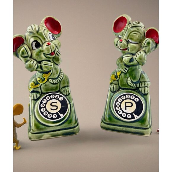 Kitschy MCM Salt Pepper Shakers Mice On Telephone Japan Anthropomorphic Cute VTG - Picture 1 of 5